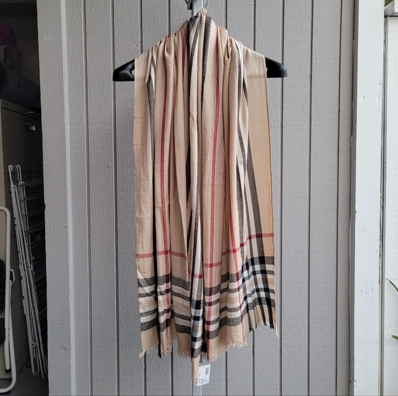 Gorgeous Viscose Classic Check Scarf Beige with Red and Black Plaid Wrap - Picture 13 of 13